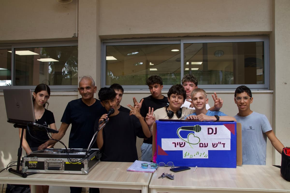 המצפן — פרויקטים בחינוך 10